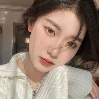 与鲨鱼游弋